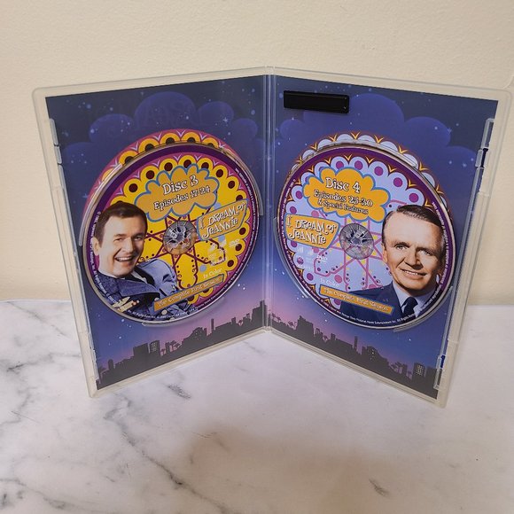 Dream of Jeannie - Complete First Season - Picture 9 of 10